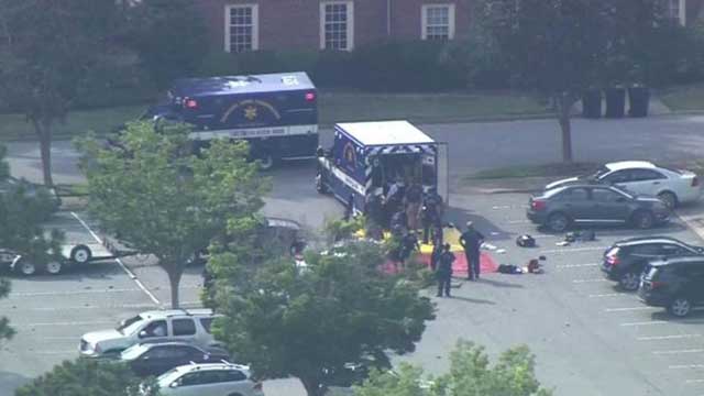 12 dead after gunman fires 'indiscriminately' in Virginia govt complex