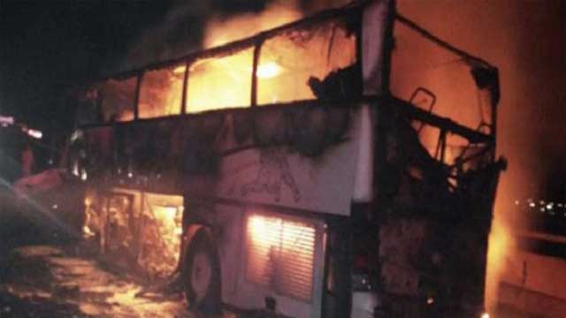 Bus near Saudi holy city of Mecca crashes, killing 35 people
