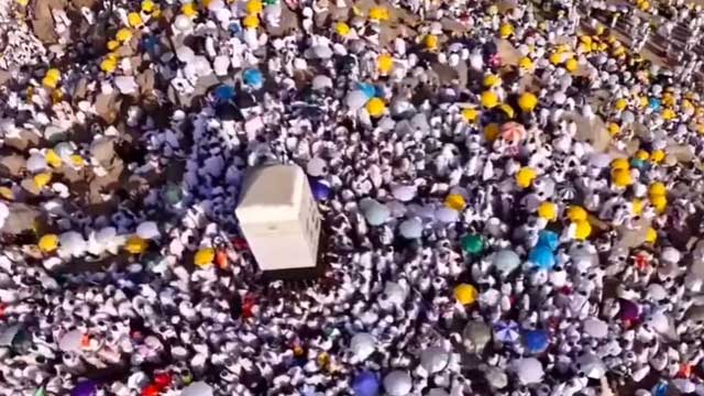 পবিত্র হজ আজ: ‘লাব্বাইক আল্লাহুম্মা লাব্বাইক’ ধ্বনিতে মুখর হবে আরাফাত ময়দান