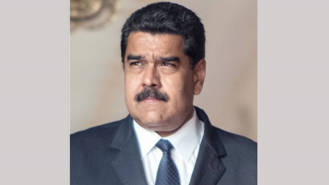 Maduro starts shutting borders