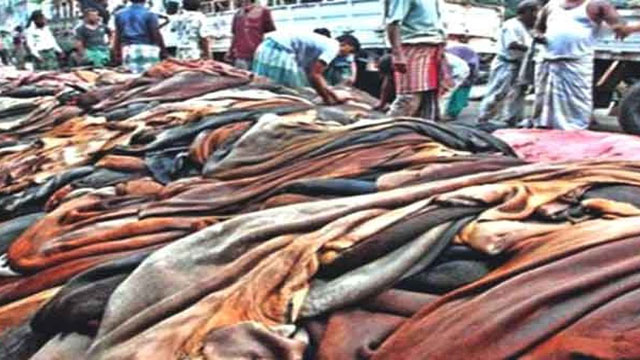 চট্টগ্রামে ১৫ হাজার চামড়া ময়লার ভাগাড়ে