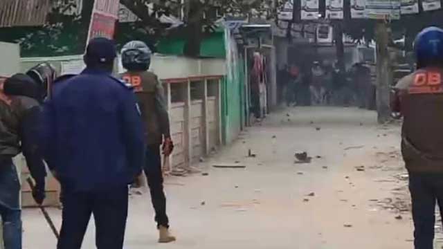 15 injured as police, BNP clash in Comilla