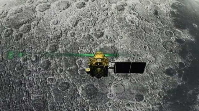 India loses contact with Moon lander
