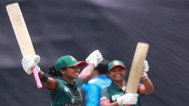 Fargana becomes first Bangladeshi woman cricketer to score ODI ton