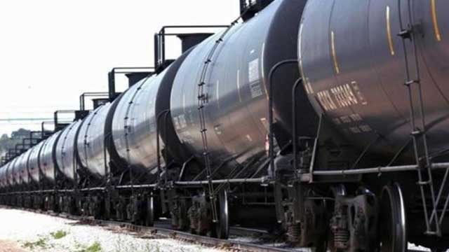 Govt set to import 1.4m mts refined petroleum for 6 months