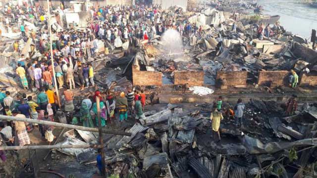 9 burnt dead in Chattogram slum fire