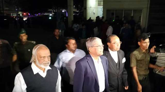 Senior BNP leaders visit Quader in hospital