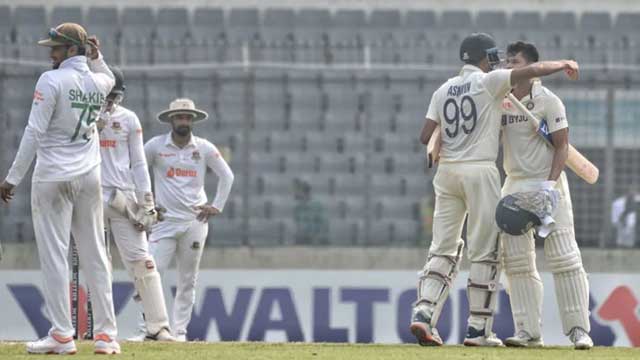 Iyer and Ashwin guide India to three-wicket win