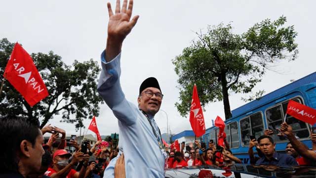 Opposition leader Anwar Ibrahim named Malaysia PM
