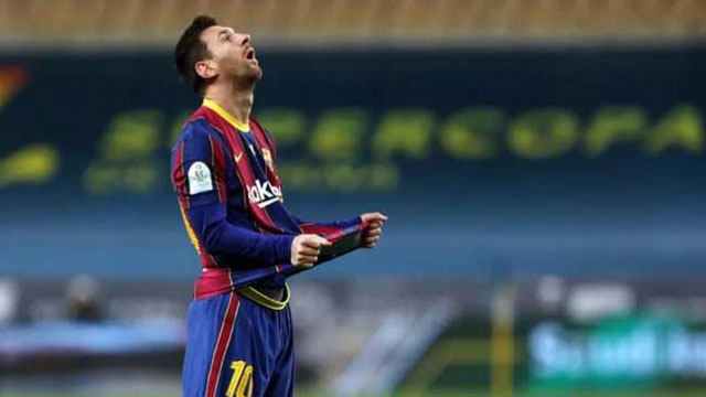 Messi sees red as Bilbao stun Barca to win Spanish Super Cup