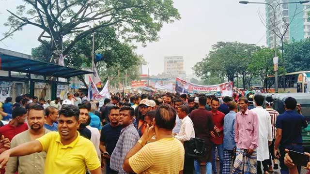 One-point demand: BNP starts mass processions in Dhaka