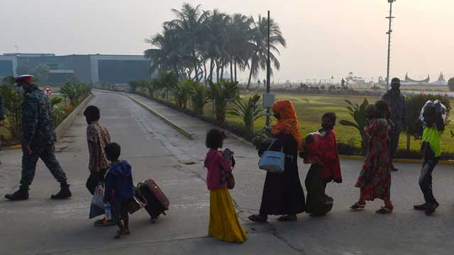 Rohingya in Bangladesh camps rejoice Suu Kyi detention