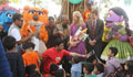US envoy visits book fair; spends time with children