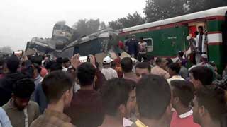 Fatal train collision in Brahmanbaria; 15 dead, over 100 injured