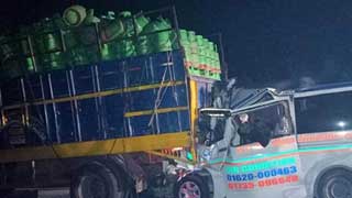 6 killed as ambulance crashes into truck in Shariatpur