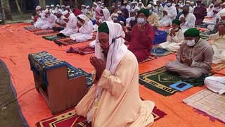 Eid-ul-Fitr being celebrated in Dinajpur, Chandpur and Lalmonirhat in line with Saudi