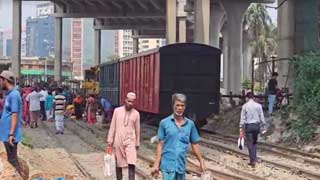Train derails in Dhaka’s Tejgaon