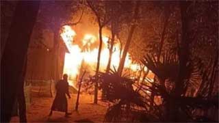 Comilla house fire kills mother, daughter