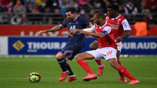 Messi makes PSG debut as Mbappe steals the show