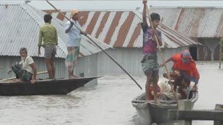 Over 100,000 stranded as flood situation worsens in Kurigram
