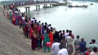 3 drown, four missing after trawler capsizes in Turag river
