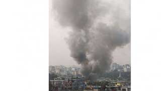 Fire breaks out at Karail slum