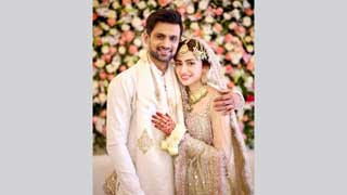 Shoaib divorces Sania and ties the knot with Sana