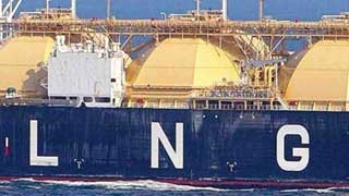 Govt to import 2 cargoes of LNG from int’l spot market