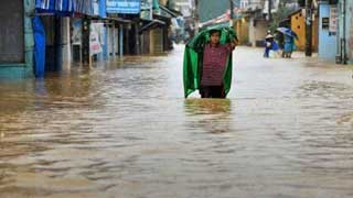 105 die from floods, landslides in central Vietnam
