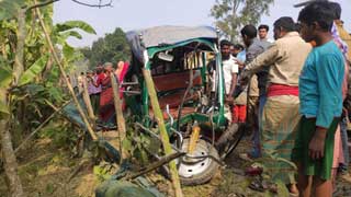Child among 5 killed after train hits auto-rickshaw in Tangail