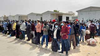 160 stranded Bangladeshis return home from Libya