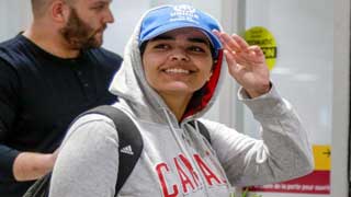 Saudi teen finds coming to Canada 'worth the risk'