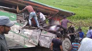 6 killed, 35 injured in Rangpur road accident