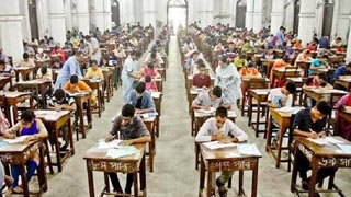 400,000 job seekers sit for 43rd BCS preliminary exam