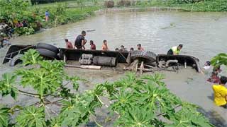 17 killed as bus falls into waterbody in Jhalakathi