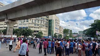 Durga Puja violence: DU teachers, students block Shahbagh in protest