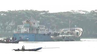 Oil tanker explosion on Sugandha River leaves one dead, seven burnt