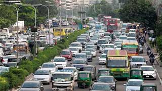 Marathon in Dhaka: Commuters stuck in traffic jam