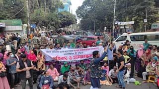 Kidney patients, relatives block Ctg road protesting at dialysis fee hike