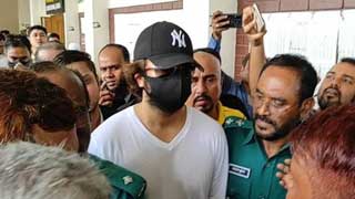 Shakib Khan files DSA case against producer Rahmat Ullah