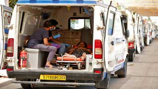 Vaccination centres close in Mumbai as India posts another record rise in Covid-19