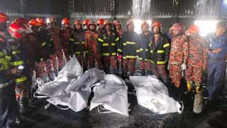 Five killed in plastic factory fire in Bogura