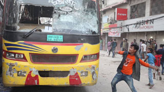 RMG workers protest after bus kills two fellows in Dhaka