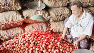 Onion price keeps soaring