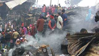 87 shanties gutted in Mirpur slum fire
