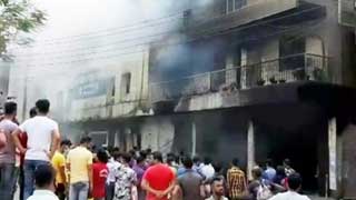 3 killed in Hefajat-police clashes in Brahmanbaria