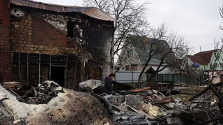 Russian troops enter Ukraine capital Kyiv, street battle erupts