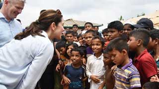 Danish crown princess interacts with Rohingyas, host community