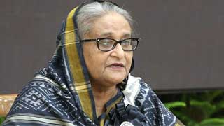 Hasina slams BNP for hurricane lamp movement