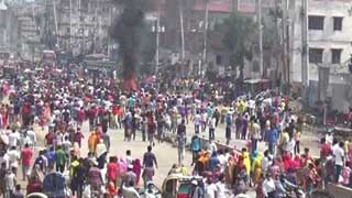 Gazipur RMG factory workers stage demo, block road demanding dues